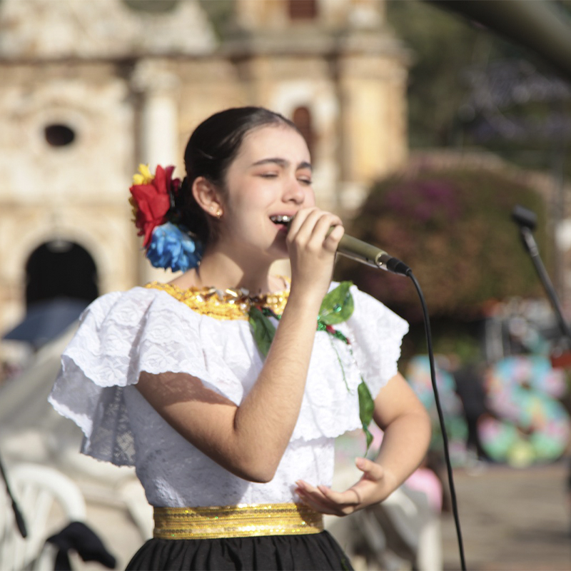 n el Encuentro Nacional Infantil y Juvenil de Música Andina Colombiana "Feijoito de Oro", los niños se adueñaron del escenario y demostraron su talento excepcional.